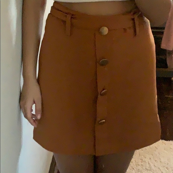 Mini skirt - Picture 2 of 3